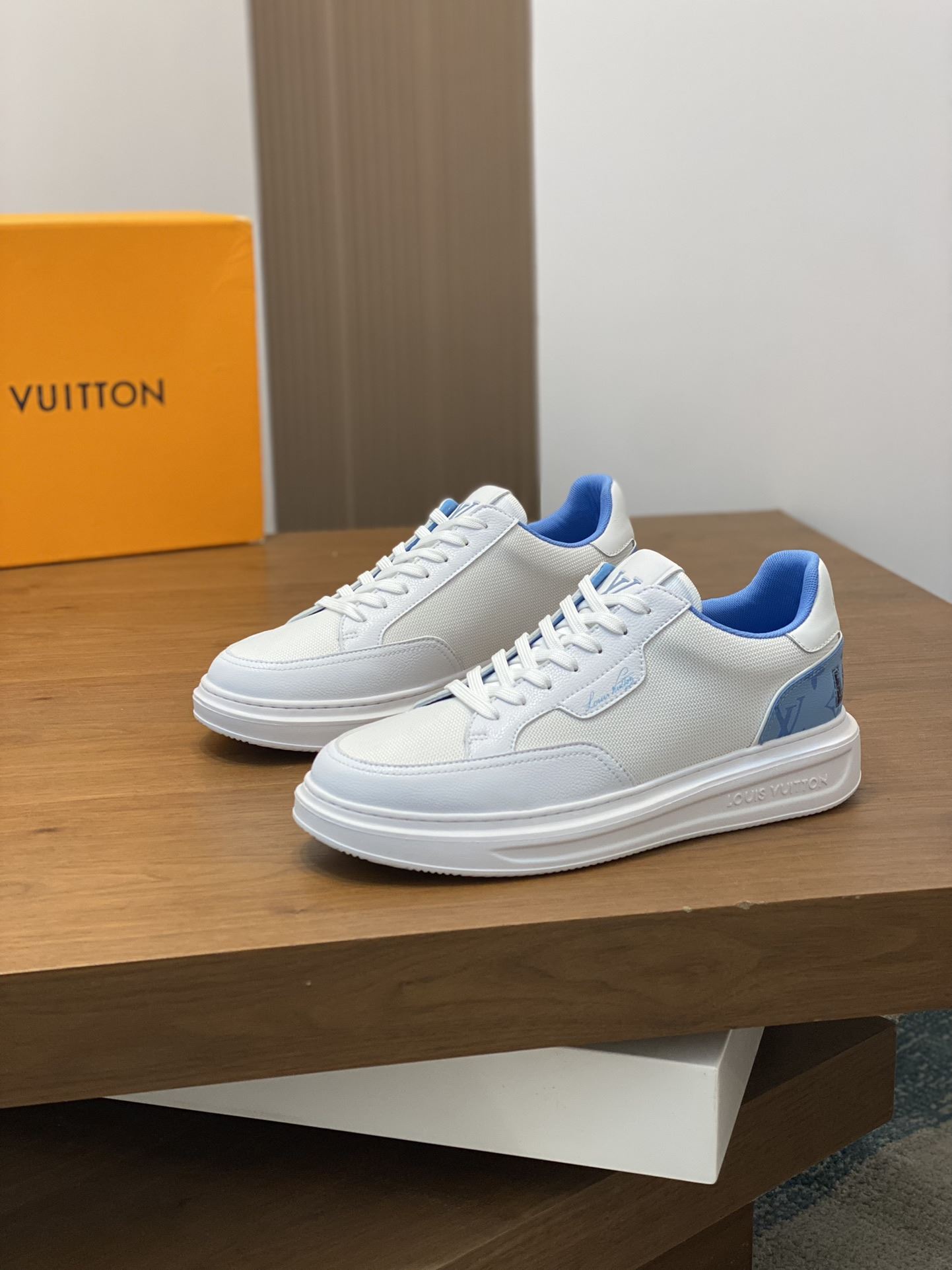 Louis Vuitton Low Shoes